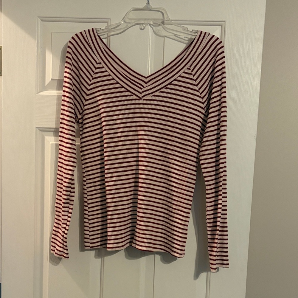 Gilli Red and White Striped V-Neck Long Sleeve Top